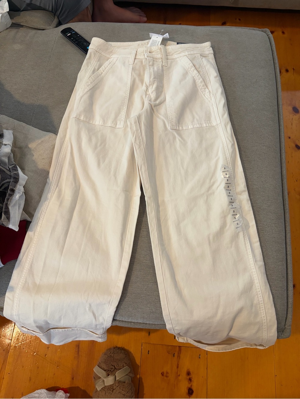 Women's American eagle yellow pants